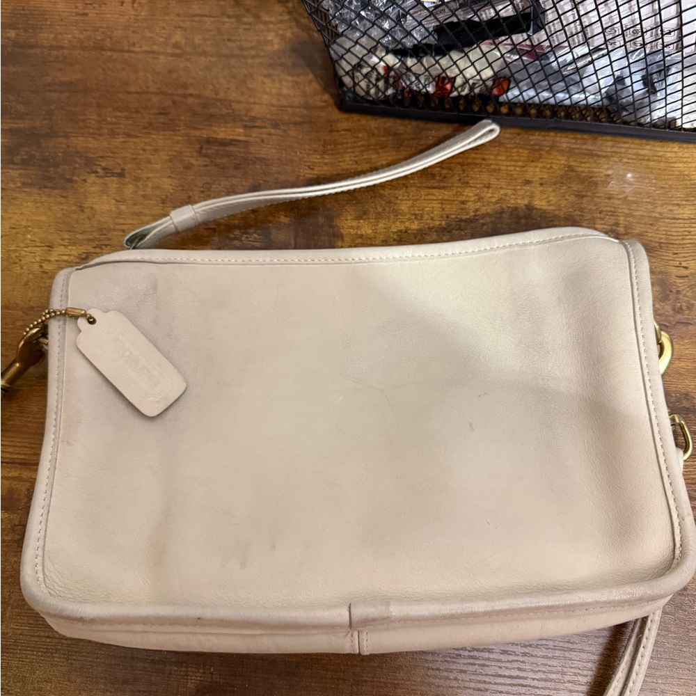 Vintage Coach basic bag 9945 in bone leather